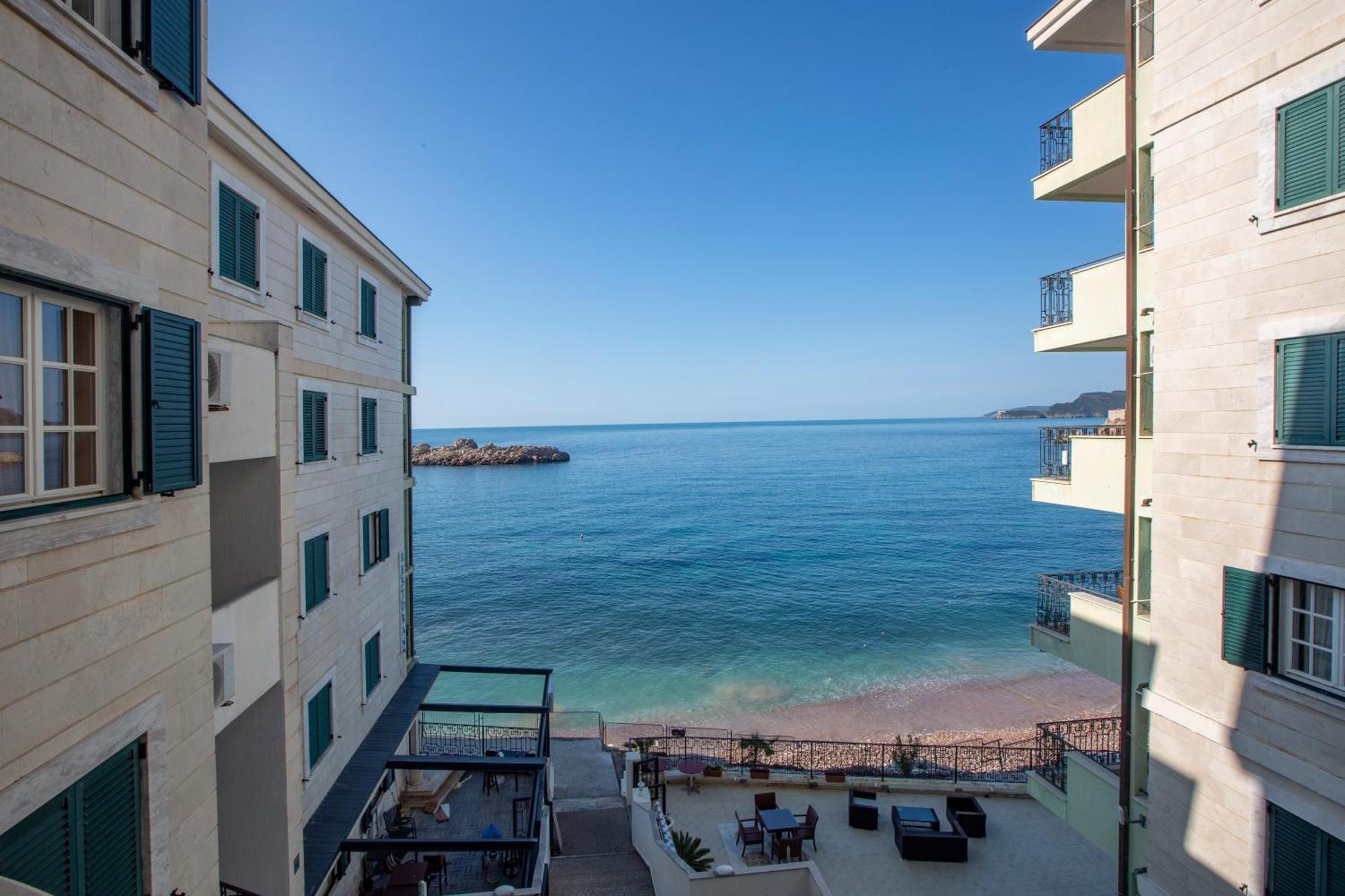 Montesan Luxury Apartment Beach Front Sveti Stefan Εξωτερικό φωτογραφία