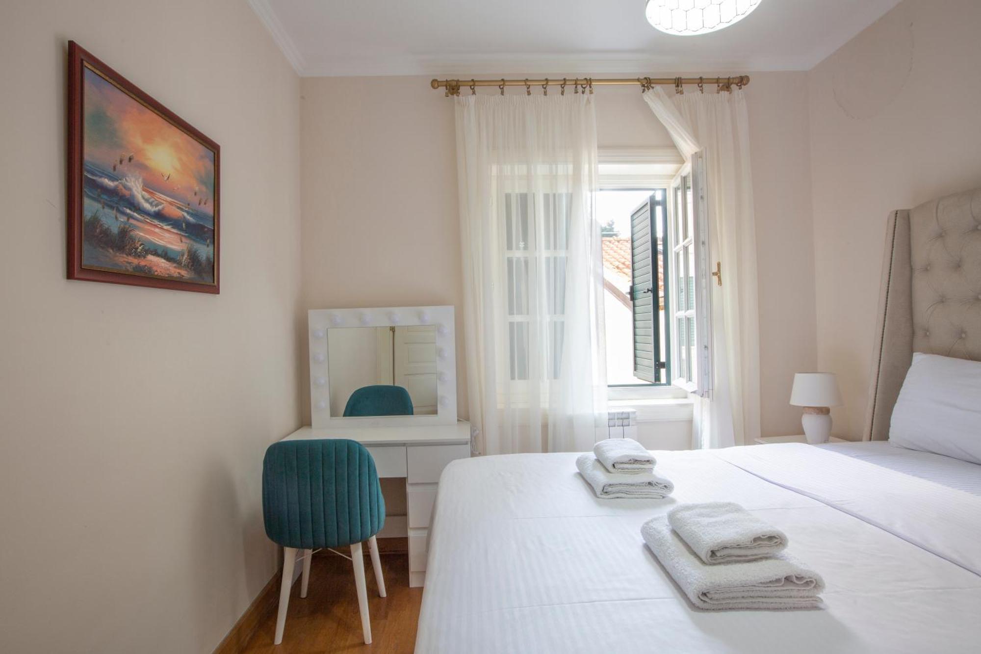 Montesan Luxury Apartment Beach Front Sveti Stefan Εξωτερικό φωτογραφία