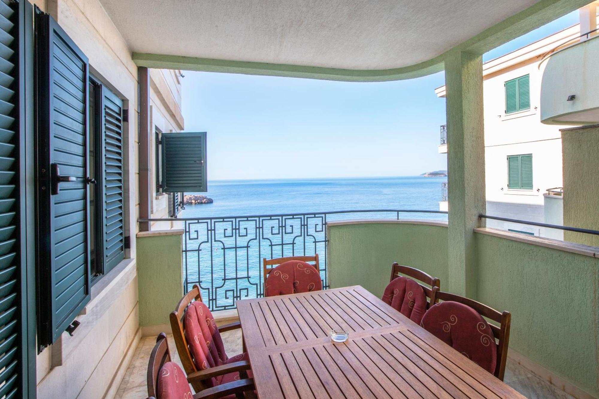 Montesan Luxury Apartment Beach Front Sveti Stefan Εξωτερικό φωτογραφία